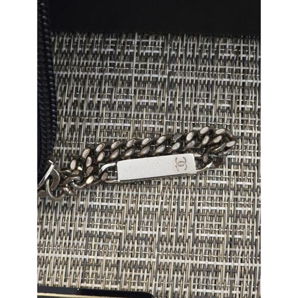 CHANEL CC Cambon Long Zipper Bifold Wallet Patent Leather Black SHW - Picture 3 of 13